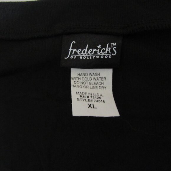 Fredericks of Hollywood V-Neck Black Top
New - Picture 7 of 10